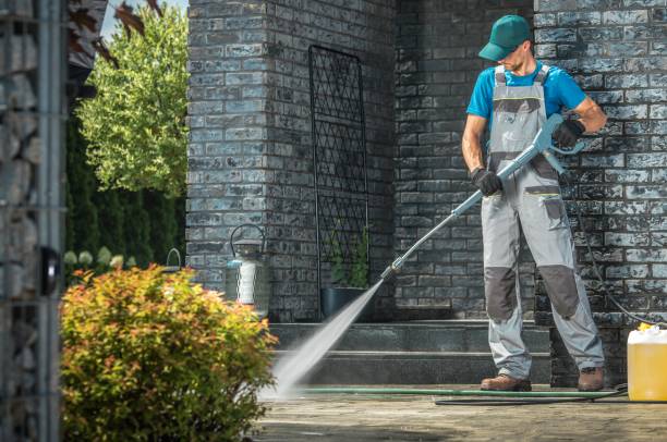 Best Factory Floor Cleaning  in Gladstone, MO