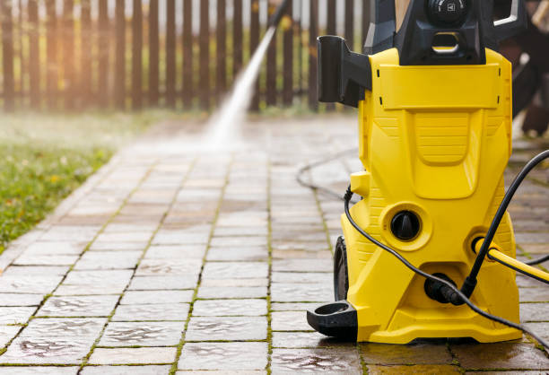 Professional Pressure Washing Services in Gladstone, MO