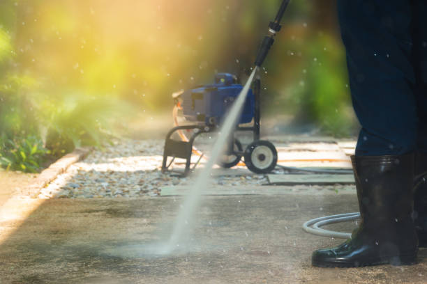 Post-Construction Pressure Washing in Gladstone, MO